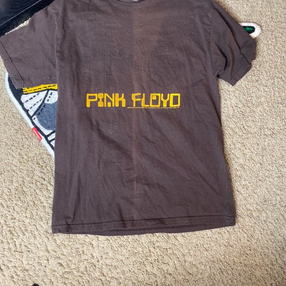 VINTAGE PINK FLOYD TEE (Circa 2006)
